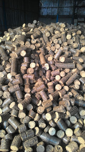 Biofuel White Coal Briquettes, Feature : Eco-friendly, Excellent burning efficiency, Long burning life