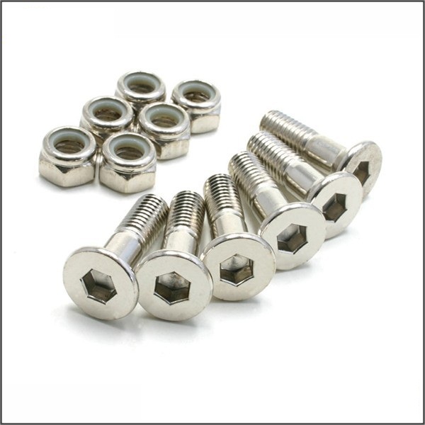 Metal Nuts & Bolts