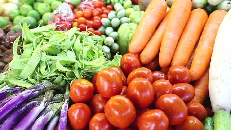 Common fresh vegetables, for Cooking, Packaging Type : Gunny Bag, Jute Bag, Loose, Plastic Packet
