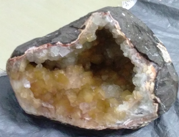 Apophylite Stilbite Geode