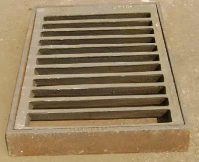 SQURE CAST IRON FRAME AND GRATE
