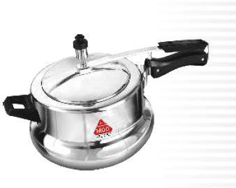 Matki Mirror Polished Pressure Cooker, for Home, Hotel, Shop, Feature : Light Weight
