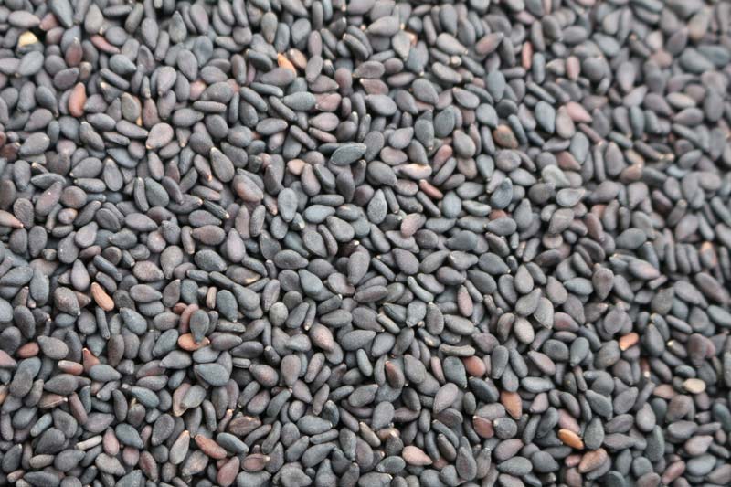 black sesame seeds