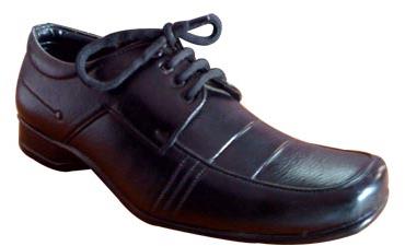 Formal Shoes  (2005)