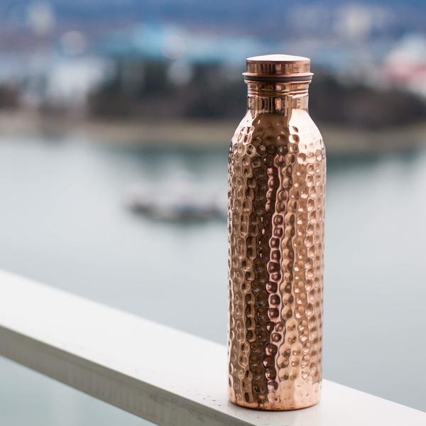 Copper hammered Water Bottle, 900 ml., for Drinkware, Certification : FDA