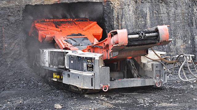 SANDVIK MC430 double-pass miner