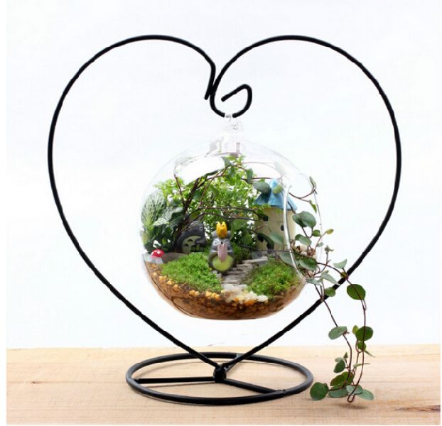 Heart Shaped Hanging Pot Stand