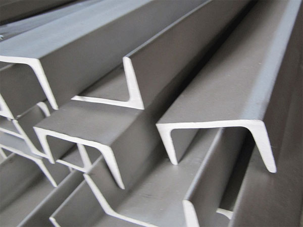 Metal Channels, for Construction, Size : 125x65mm, 250x75mm