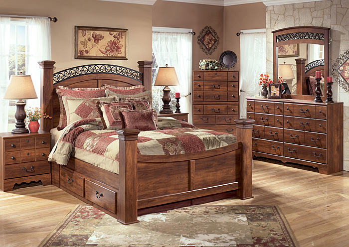 Timberline King Poster Storage Bed