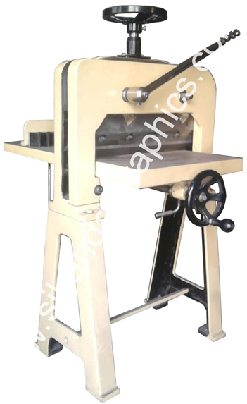 Small Paper Cutting Machine..