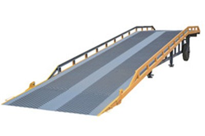 mobile dock leveler