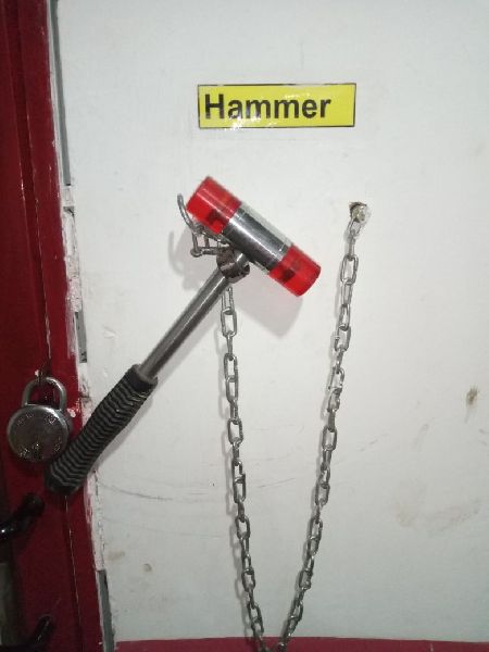 Metal Extinguisher Glass Break Hammer, Shape : Round