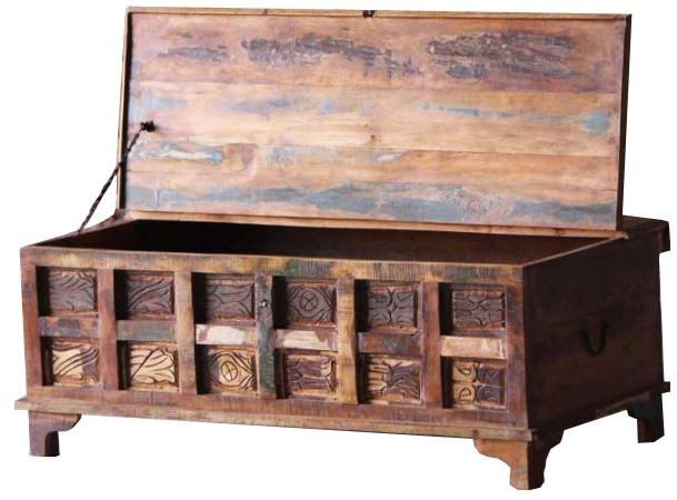 Reclaimed Wooden Coffee Table with Trunk
