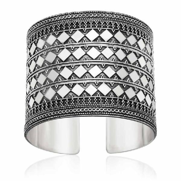 Geometric Pattern Cuff