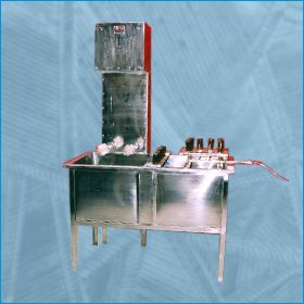 SS BOTTLE WASHING TANK