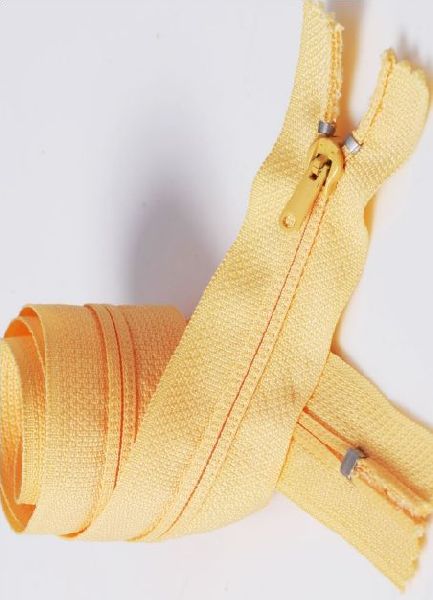 Plastic L shaped Trouser Zipper for Garments