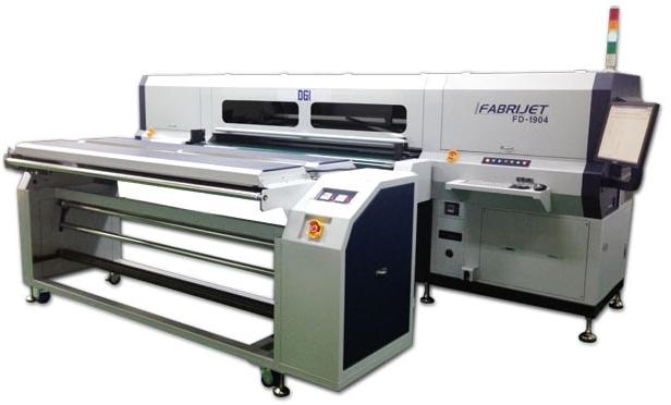 Digital textile printing machine