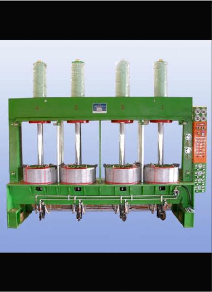 Four Mould Cavity BOM tyre curing press