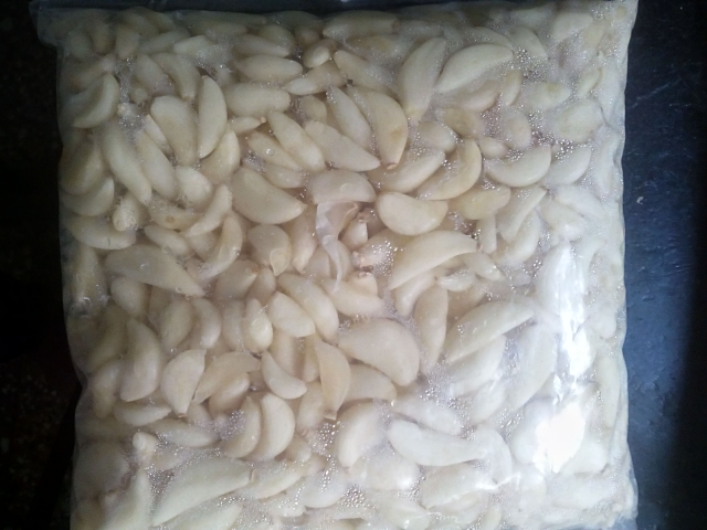 peeled garlic at Rs 120 / Kilogram in Nashik | Shree swami amrut foods ...