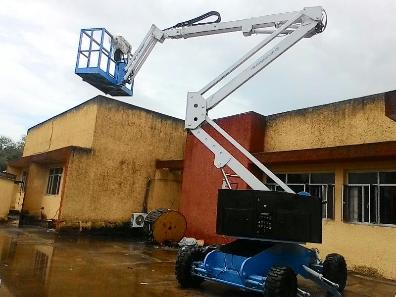 Articulated Boom Lift