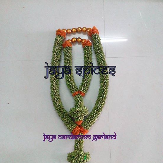Green Beads Natural Elachi Mala Cardamom Garlands, for Decoration, Length : Customised