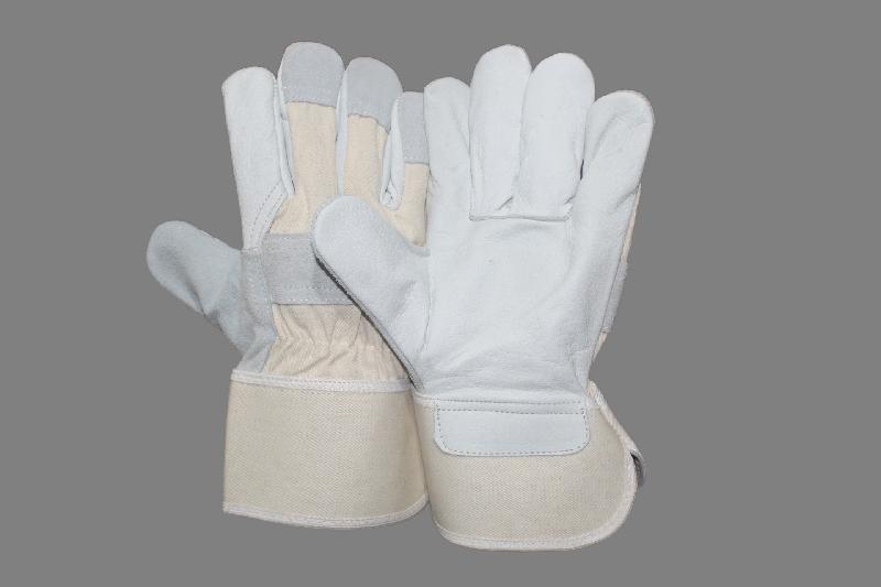 EW-CSCC33 Canadian Gloves