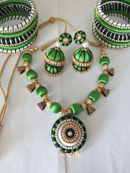  Silk Thread Necklace, Color : Green White