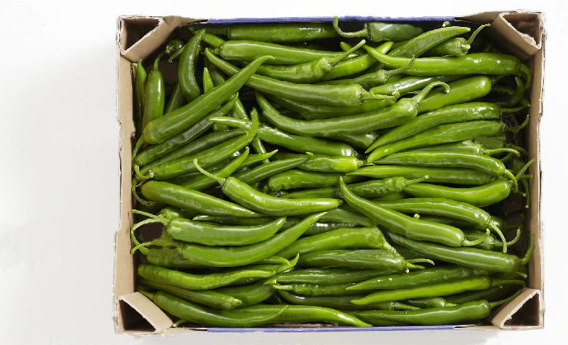 Inaaya International Common green chili, Style : Fresh