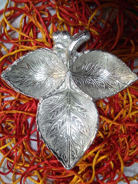 Silver Leaf Shaped Trays