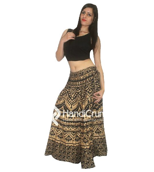 Beautiful black golden Long Skirts, Feature : Round Ombre Mandala Raprons