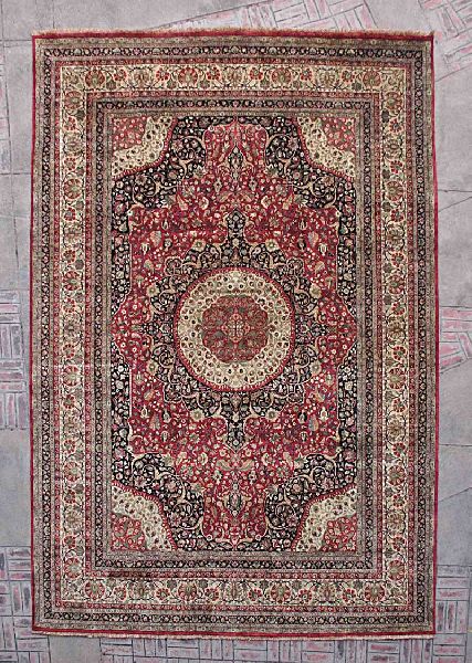 Handamde Wool Antique Design Carpets, Size : 9x12 Or Custom
