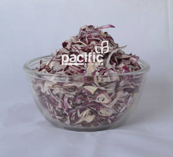 Common Dehydrated Red Onion Flakes, for Cooking, Packaging Type : Loose, 14 Kilograms
