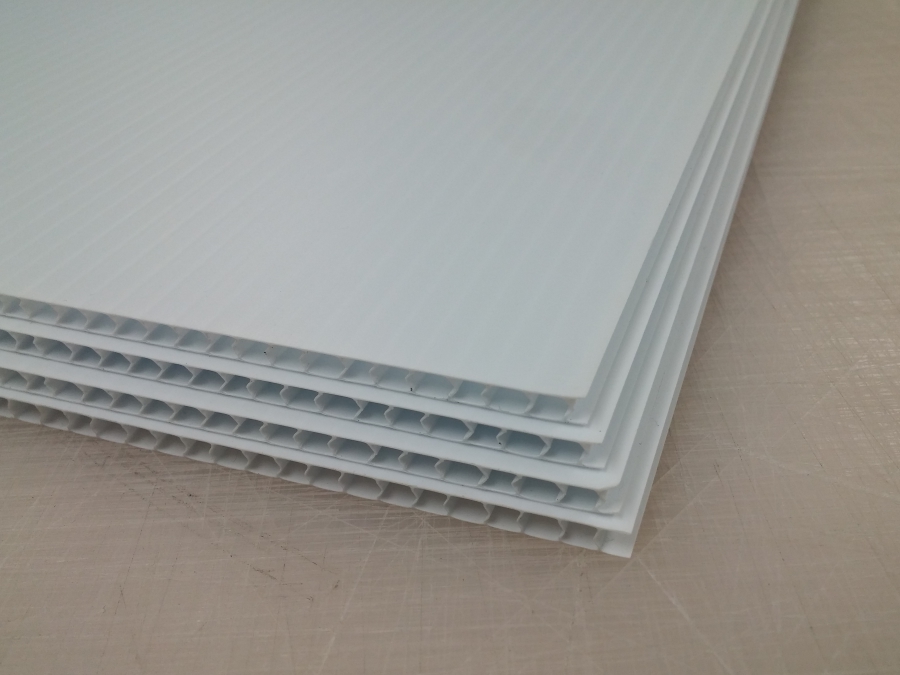 Coupland Signs Supplier of Coroplast corrugated plastic & Sintra PVC