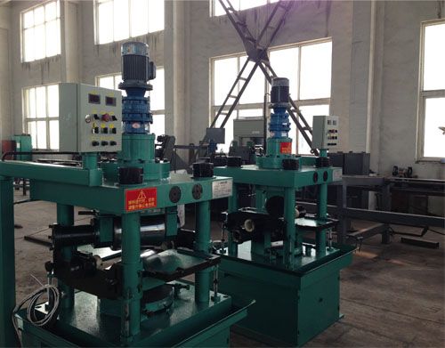 Industrial Round Bar Peeling Machine