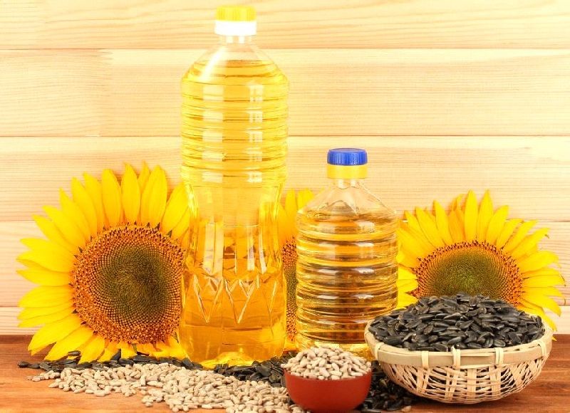 Blended Common Sunflower Oil, for Eating, Baking, Cooking, Human Consumption, Feature : Antioxidant