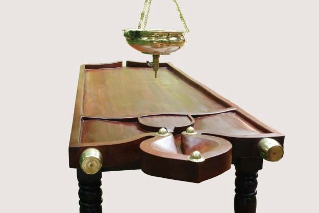 Wooden Dharapathi with Strong Wooden Stand
