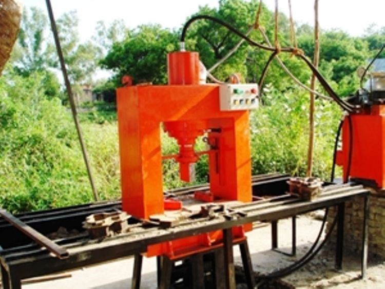 Hydraulic Tile Press