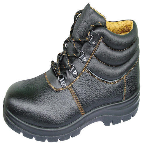 Industrial Safety Shoes Retailer in 