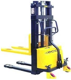 electric pallet stacker