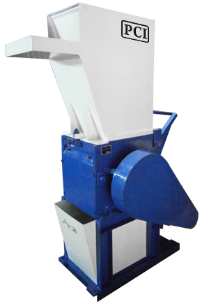 Granulating machine