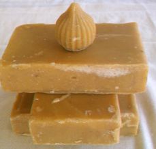 solid jaggery