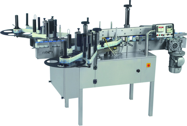 Flat Bottle Sticker Labeling Machine