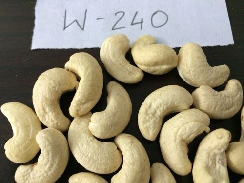 W240 Whole Cashew Nuts, Packaging Type : Packed In Plastic Bags