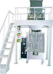 Fully automatic rice packing machine