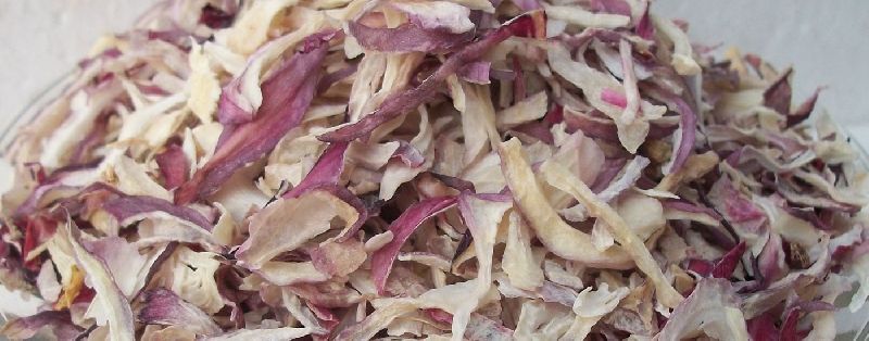 dehydrated onion flakes