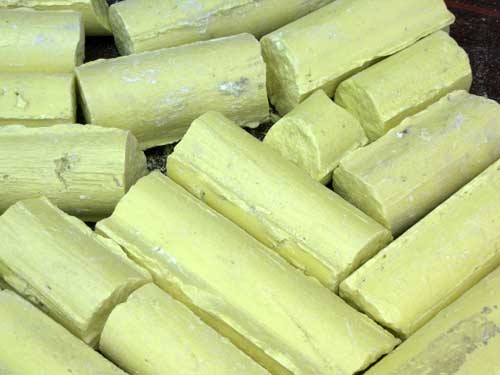 Refined Sulphur Sticks