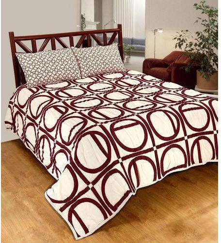 Abstract Print Quilted Bed Cover Set