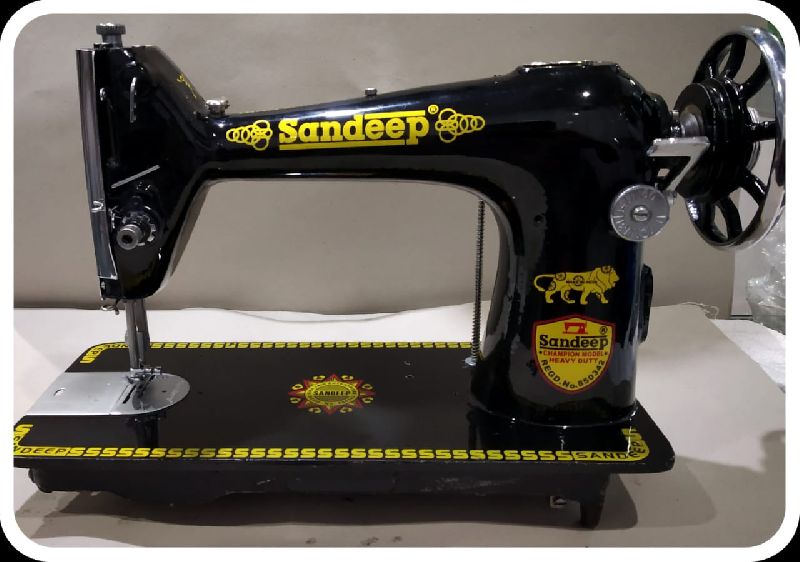 Sandeep Electric Industrial Sewing Machine, for Commercial, Textile Industry, Packaging Type : Carton