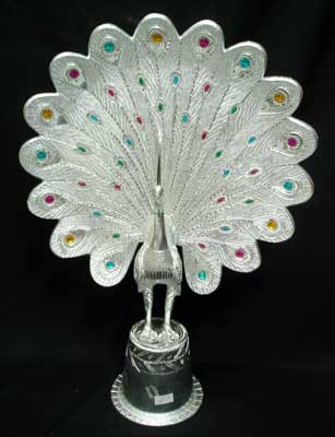 White Metal Peacock Dancing, Size : 28 inch