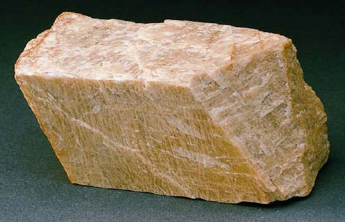 POTASIUM FELDSPAR GRAINS FOR GLASS APPLICATIONS